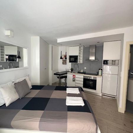 Studio In Center Of Lisbon Luaran gambar