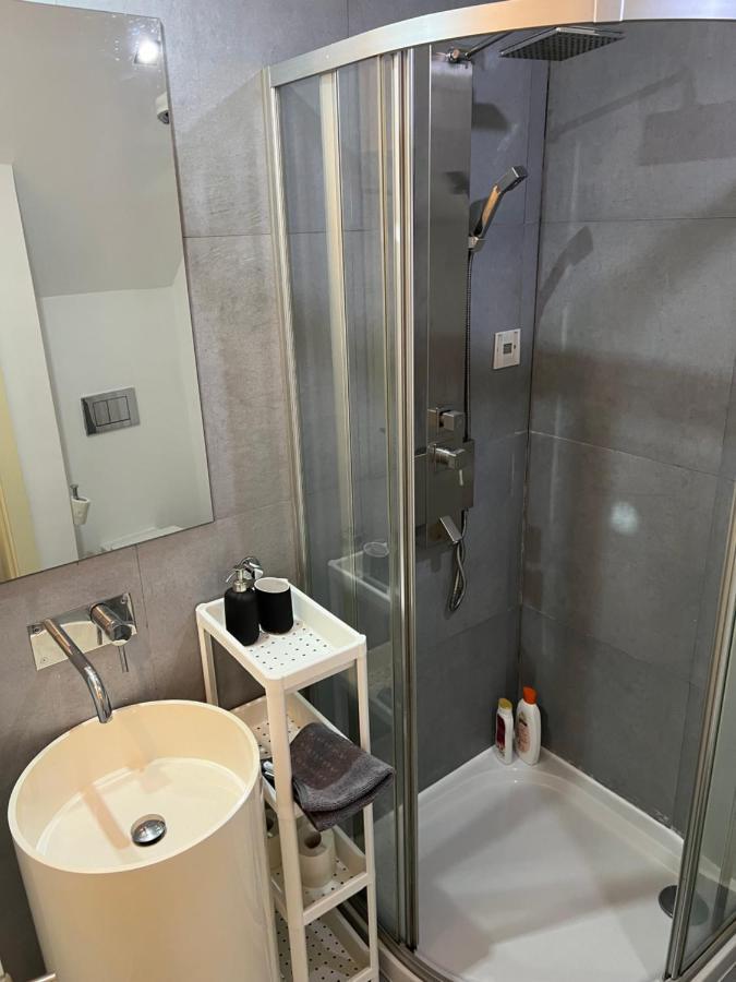 Studio In Center Of Lisbon Luaran gambar