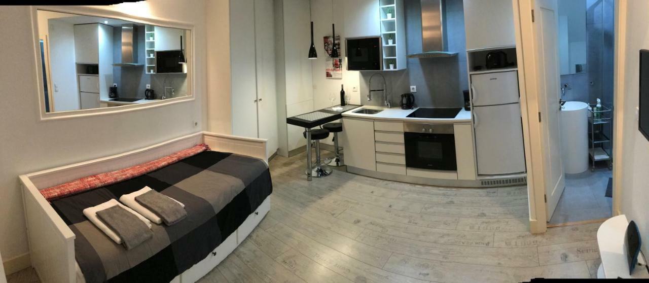 Studio In Center Of Lisbon Luaran gambar